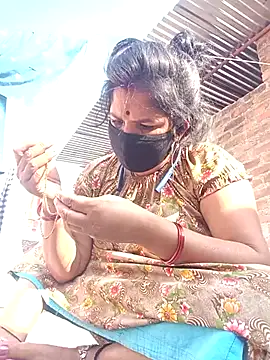 Hott locky online show from November 28, 9:01 am