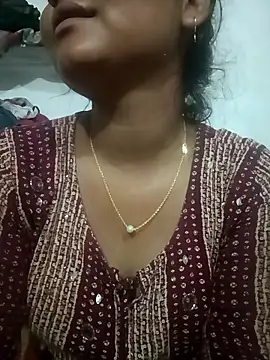 Hot Shredha online show from October 1, 1:33 am