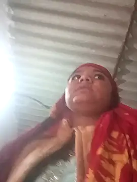 Hot Shredha online show from November 12, 1:17 am