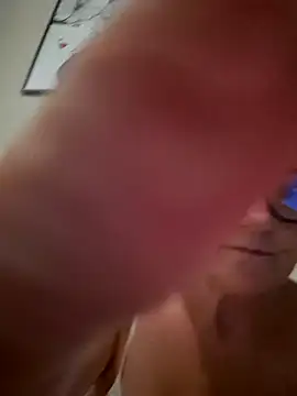 Snapshot of LadyLuxe_xx chatting on October 1, 10:32 am LadyLuxe xx online show from October 1, 10:32 am