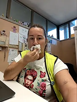 bichota85 online show from October 22, 10:04 am