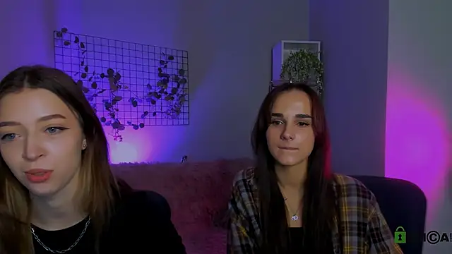 ariana ross7 online show from September 20, 10:16 am