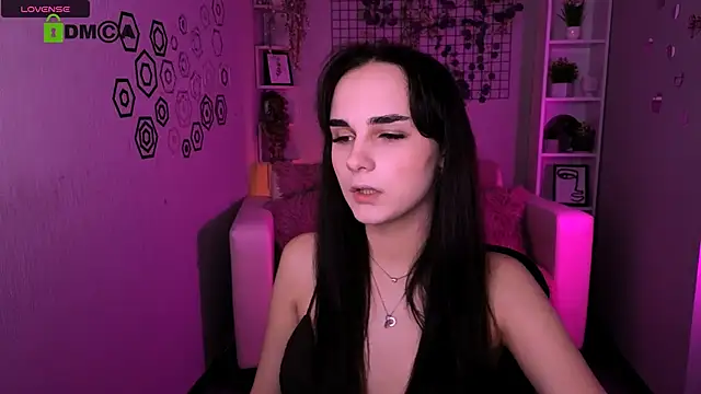 Snapshot of ariana_ross7 chatting on May 27, 7:44 pm ariana ross7 online show from May 27, 7:44 pm