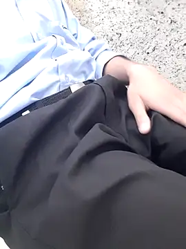 Snapshot of oi_novin2 chatting on October 16, 1:23 pm oi novin2 online show from October 16, 1:23 pm