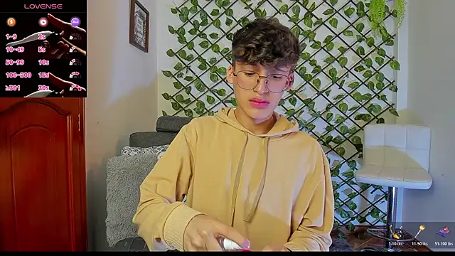 bellmontneon online show from November 20, 11:32 am