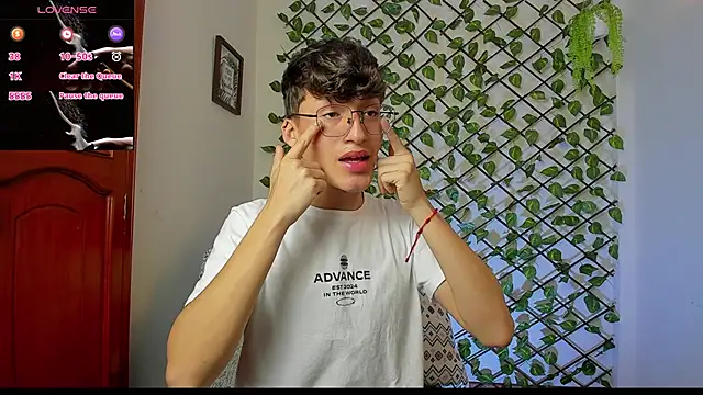 bellmontneon online show from November 24, 11:21 am