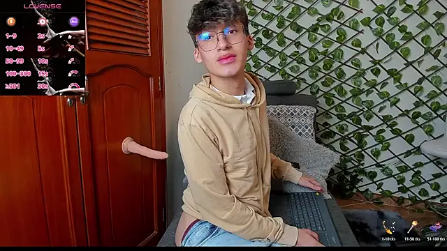 bellmontneon online show from December 1, 11:15 am