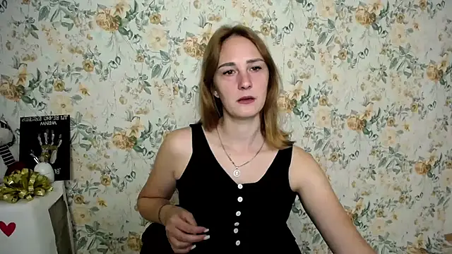 Milana Cutie  online show from September 25, 5:55 am