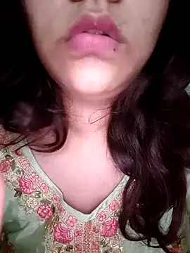 Snapshot of Bhaavyasingh chatting on September 30, 7:13 am Bhaavyasingh online show from September 30, 7:13 am