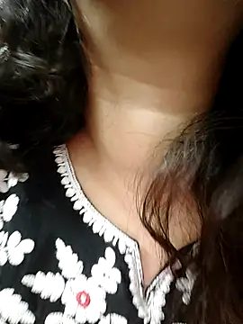 Snapshot of Bhaavyasingh chatting on November 3, 6:09 pm Bhaavyasingh online show from November 3, 6:09 pm