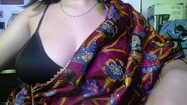 Snapshot of kashvi_ chatting on May 18, 7:41 pm kashvi online show from May 18, 7:41 pm