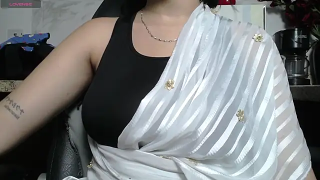 Snapshot of kashvi_ chatting on June 17, 7:48 pm kashvi online show from June 17, 7:48 pm