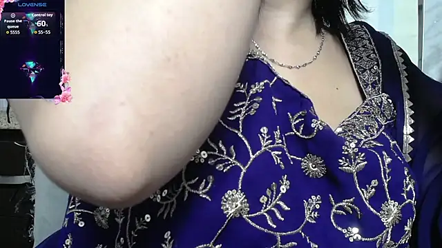 Snapshot of kashvi_ chatting on July 4, 7:53 pm kashvi online show from July 4, 7:53 pm