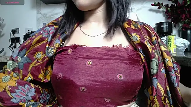 Snapshot of kashvi_ chatting on July 9, 7:29 pm kashvi online show from July 9, 7:29 pm