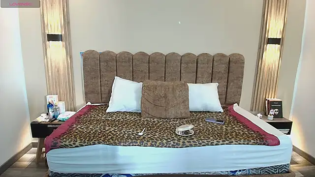 Snapshot of Sasharosee2 chatting on September 21, 12:07 pm Sasharosee2 online show from September 21, 12:07 pm