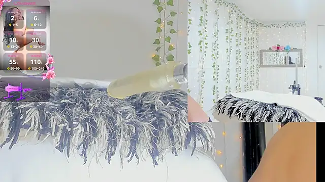 Snapshot of Ashley__Jones__ chatting on May 6, 9:03 am Ashley Jones online show from May 6, 9:03 am
