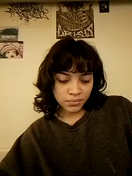 Snapshot of _curiouskitten_ chatting on September 28, 4:18 am curiouskitten online show from September 28, 4:18 am