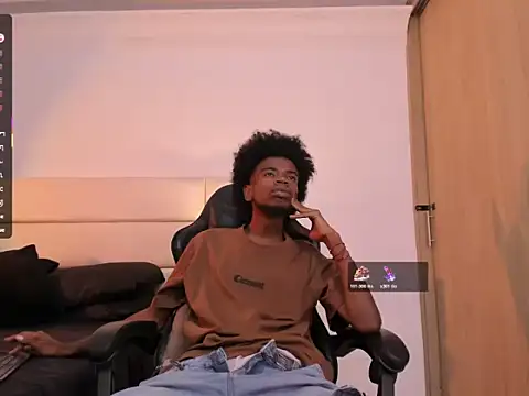 AllexJacob online show from November 5, 1:22 pm