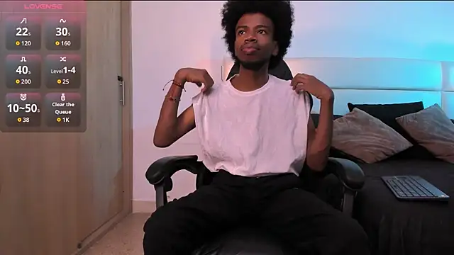 AllexJacob online show from November 15, 1:18 pm