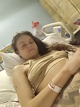 Snapshot of cicithtbitch chatting on October 27, 3:21 am cicithtbitch online show from October 27, 3:21 am