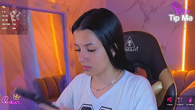 sophiadoll tf online show from June 3, 1:14 pm