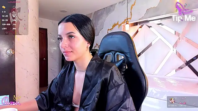 sophiadoll tf online show from June 12, 1:10 pm
