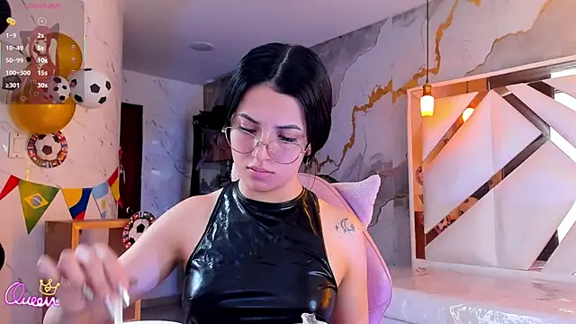 sophiadoll tf online show from June 26, 1:04 pm