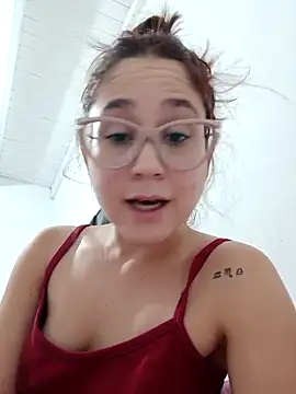 linameii online show from March 14, 11:32 pm