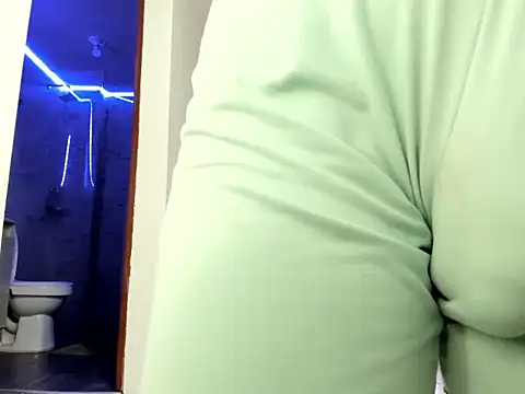 Snapshot of marine_love chatting on May 21, 12:45 pm marine love online show from May 21, 12:45 pm