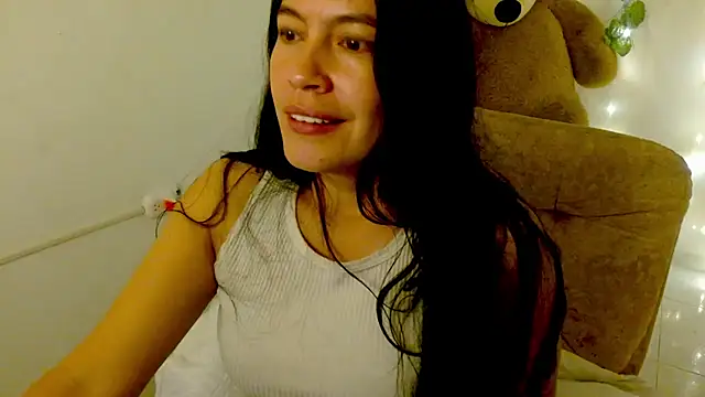 cristal1609 online show from May 15, 2:13 pm