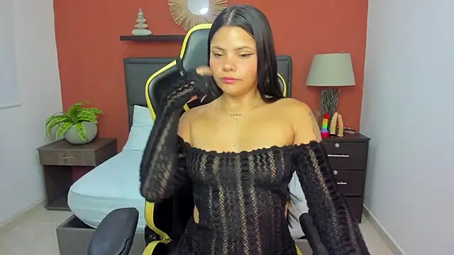 Snapshot of molly_lovee_ chatting on September 29, 12:10 pm molly lovee online show from September 29, 12:10 pm