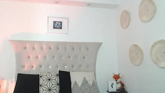 Snapshot of SalvadorFit chatting on November 30, 8:46 pm SalvadorFit online show from November 30, 8:46 pm