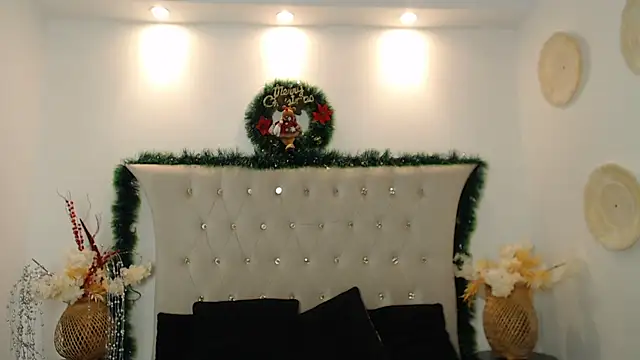 Snapshot of SalvadorFit chatting on December 13, 8:36 pm SalvadorFit online show from December 13, 8:36 pm