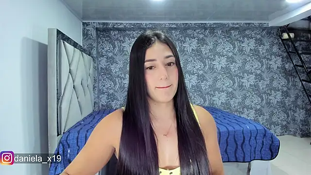 Daniela x19 online show from April 29, 12:37 am