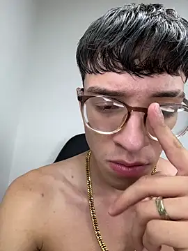 arthurdavies online show from December 16, 12:48 am