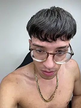 arthurdavies online show from December 19, 4:19 am