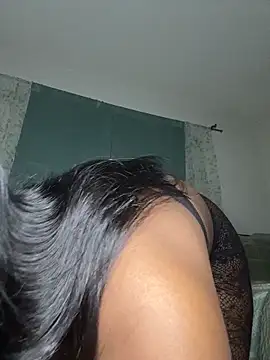 foreigntitts  online show from March 5, 2:40 am