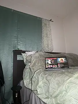 foreigntitts  online show from March 13, 12:45 pm