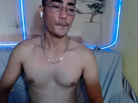 Heaven steven online show from March 18, 12:47 am