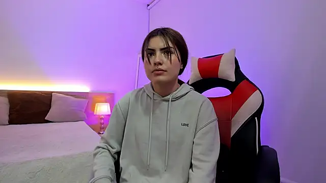 Scarleett Moon online show from December 3, 3:58 am