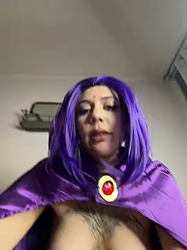 Snapshot of BunvvieOf chatting on February 15, 1:57 am BunvvieOf online show from February 15, 1:57 am