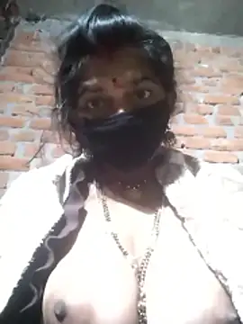 Snapshot of Hott_cutgirl chatting on December 20, 6:37 pm Hott cutgirl online show from December 20, 6:37 pm
