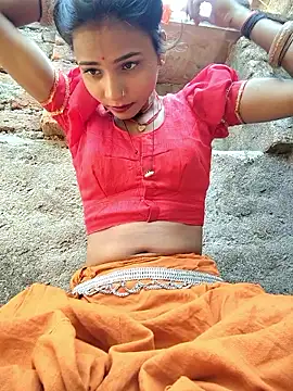 Snapshot of R_Roshni chatting on June 8, 2:56 am R Roshni online show from June 8, 2:56 am