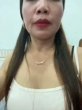 Snapshot of Milky-milk chatting on May 13, 1:30 pm Milky-milk online show from May 13, 1:30 pm