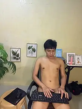 Snapshot of Jan_Waynexx chatting on June 9, 6:47 am Jan Waynexx online show from June 9, 6:47 am