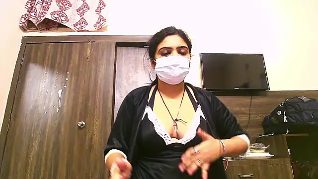 Snapshot of indianbeautystar chatting on September 30, 12:21 pm indianbeautystar online show from September 30, 12:21 pm