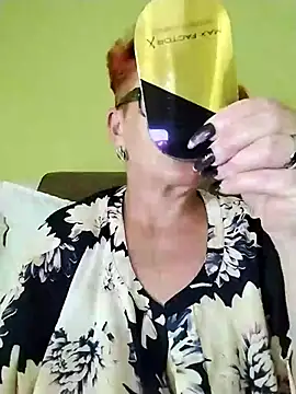 Alissa55552111 online show from June 11, 7:12 pm