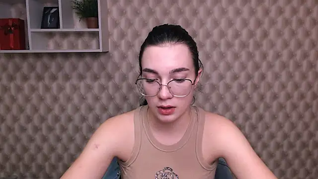 MiraBabe  online show from September 23, 9:56 am
