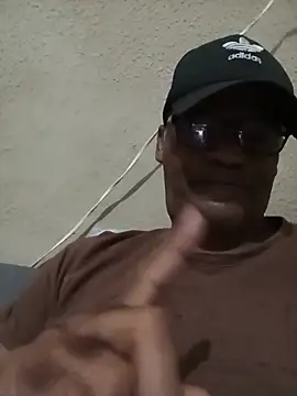Snapshot of JeffersonRay chatting on July 11, 10:00 pm JeffersonRay online show from July 11, 10:00 pm