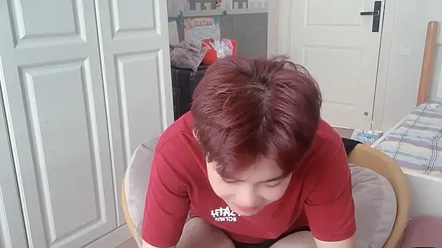 xlong00099 online show from October 18, 4:37 am